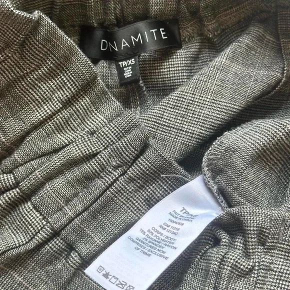 Vintage-Inspired Grey Plaid Lace Trim Mini Skirt Size XS - Picture 8 of 8